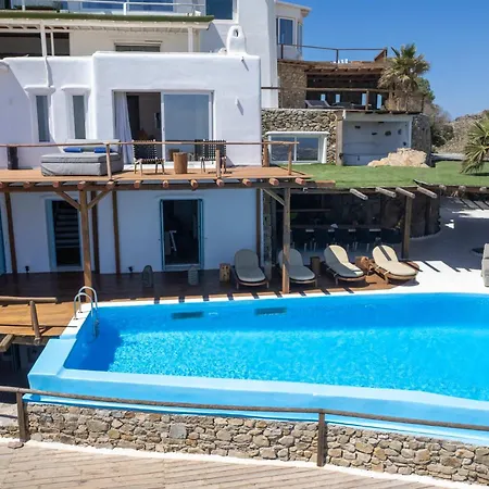 M11 - King And Queens - Luxury With Pool & Gym *